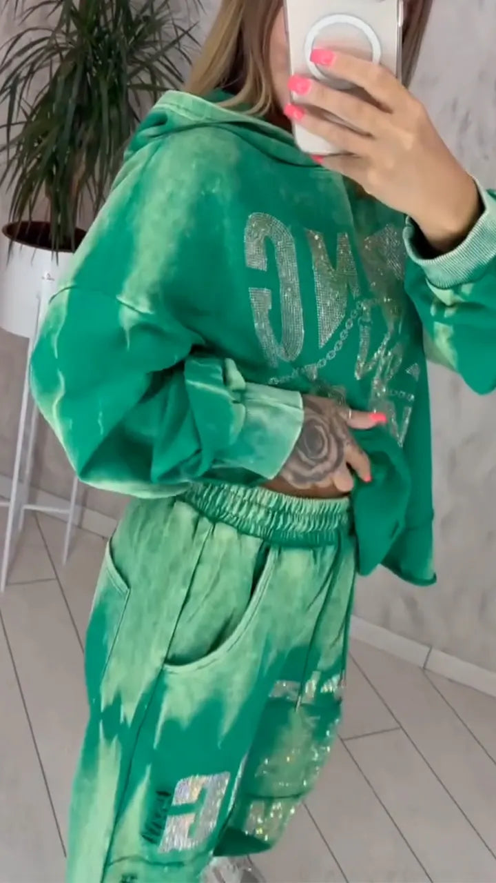 Women Round Neck Hooded and Hot Diamond Printed Sweatshirt + Pants Casual Suit