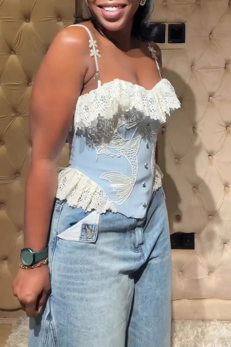 Women Spliced Waist Cinched Buckle Straps or Washed Ripped Jeans