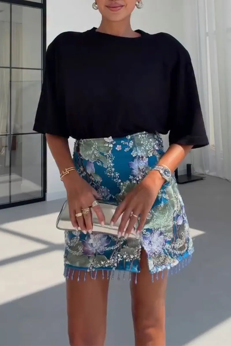 Women's Round Neck Back Hot Pressed Diamond Heart Hollow Top or Printed Sequin Tassel Half Skirt