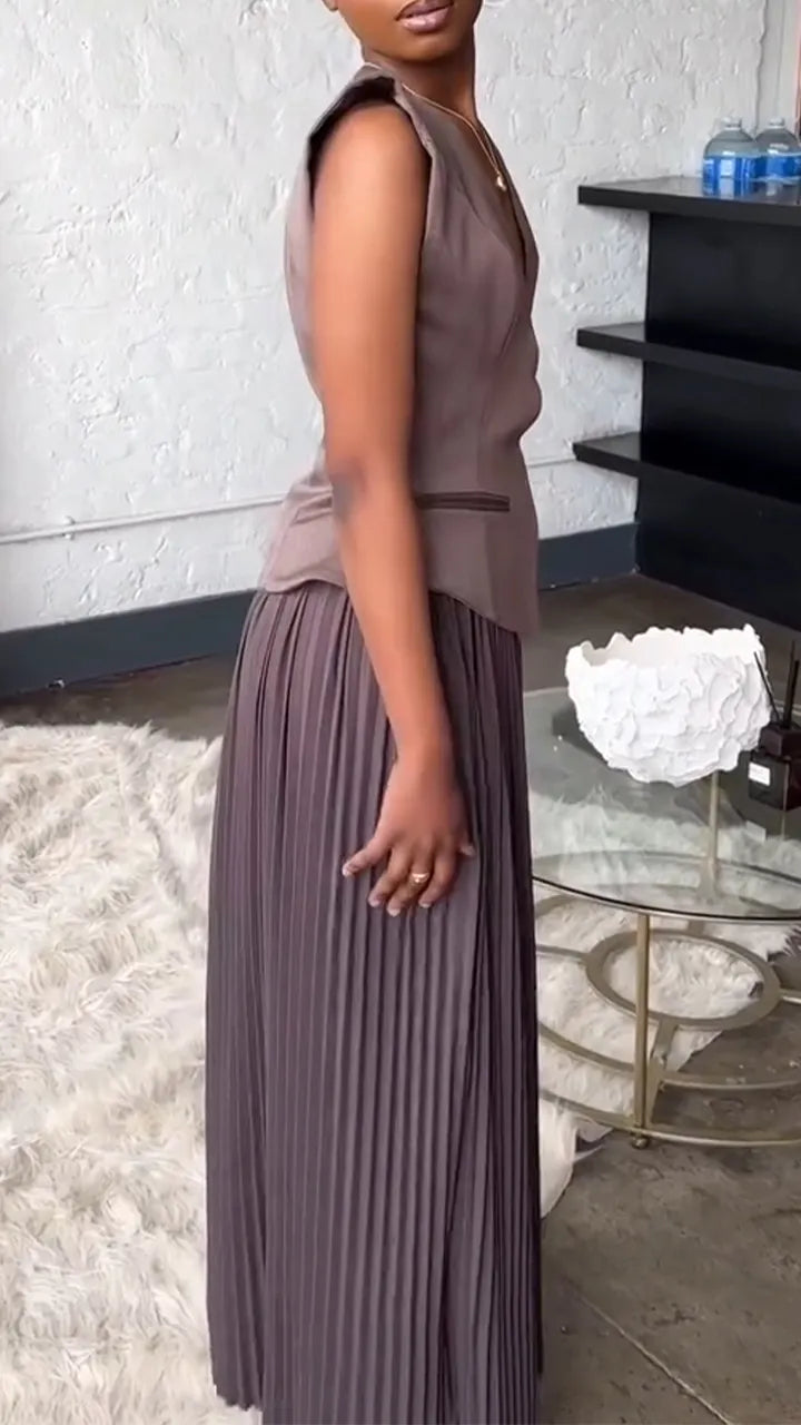 Women Deep V-neck Sleeveless Top + Pleated Half Skirt Elegant Temperament Set