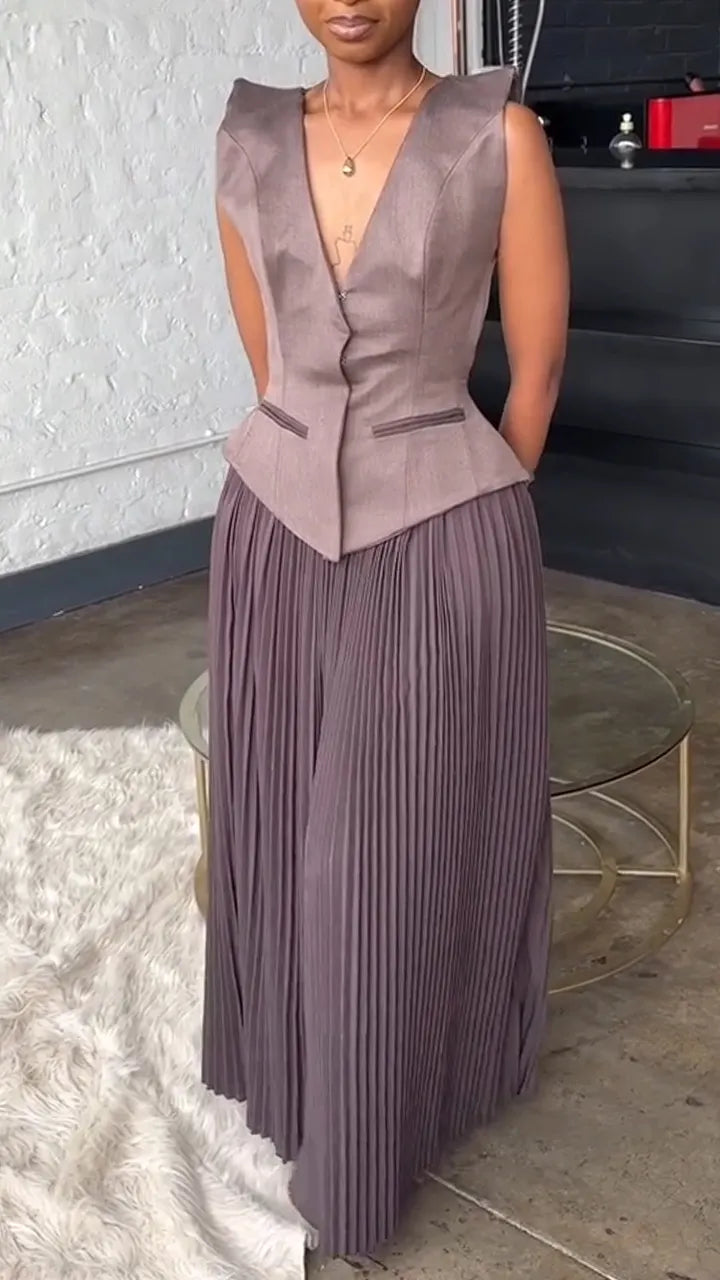 Women Deep V-neck Sleeveless Top + Pleated Half Skirt Elegant Temperament Set