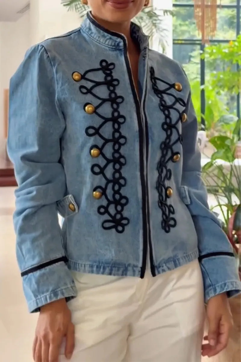 Women's Round Neck Spliced Woven Disc Flower Metal Buckle Decoration Casual Denim Jacket